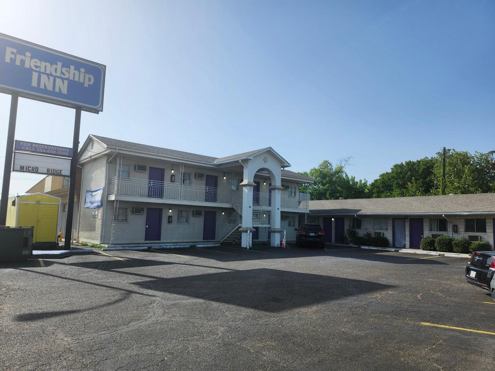 Friendship Inn Hotel Killeen Bagian luar foto
